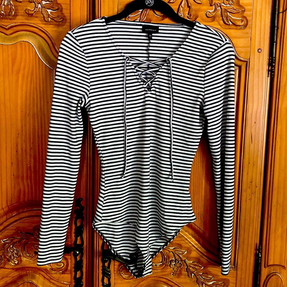 XS black and white ribbed bodysuit from who what wear